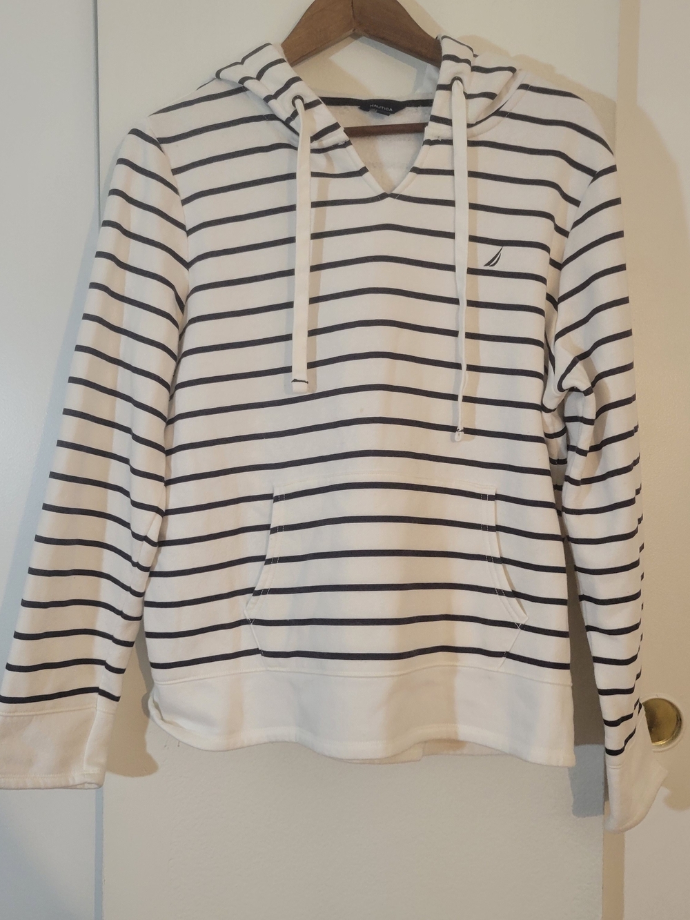 Nautica Navy & Cream Branded Hoodie Tag